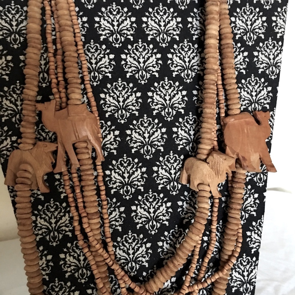 Vintage Artisan Wood Bead 5 Strand Carved Animal Bead Necklace - Picture 2 of 4